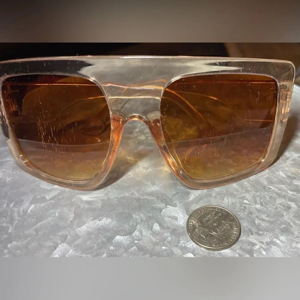 🔥❤️🔥 2 Oversized Retro Pairs of Sunglasses Tinted Lenses Photos Included…